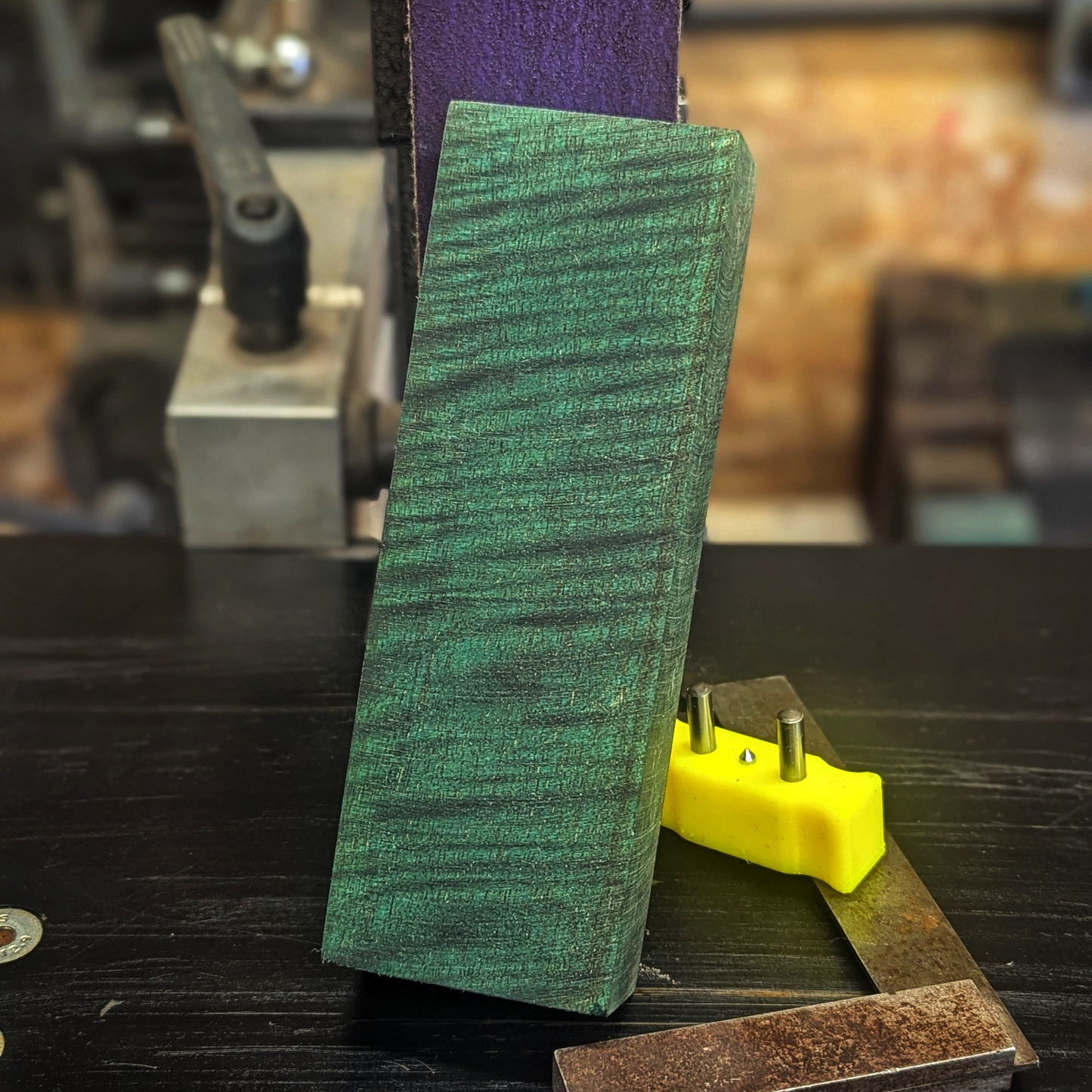 Stabilized Curly Mango - Green