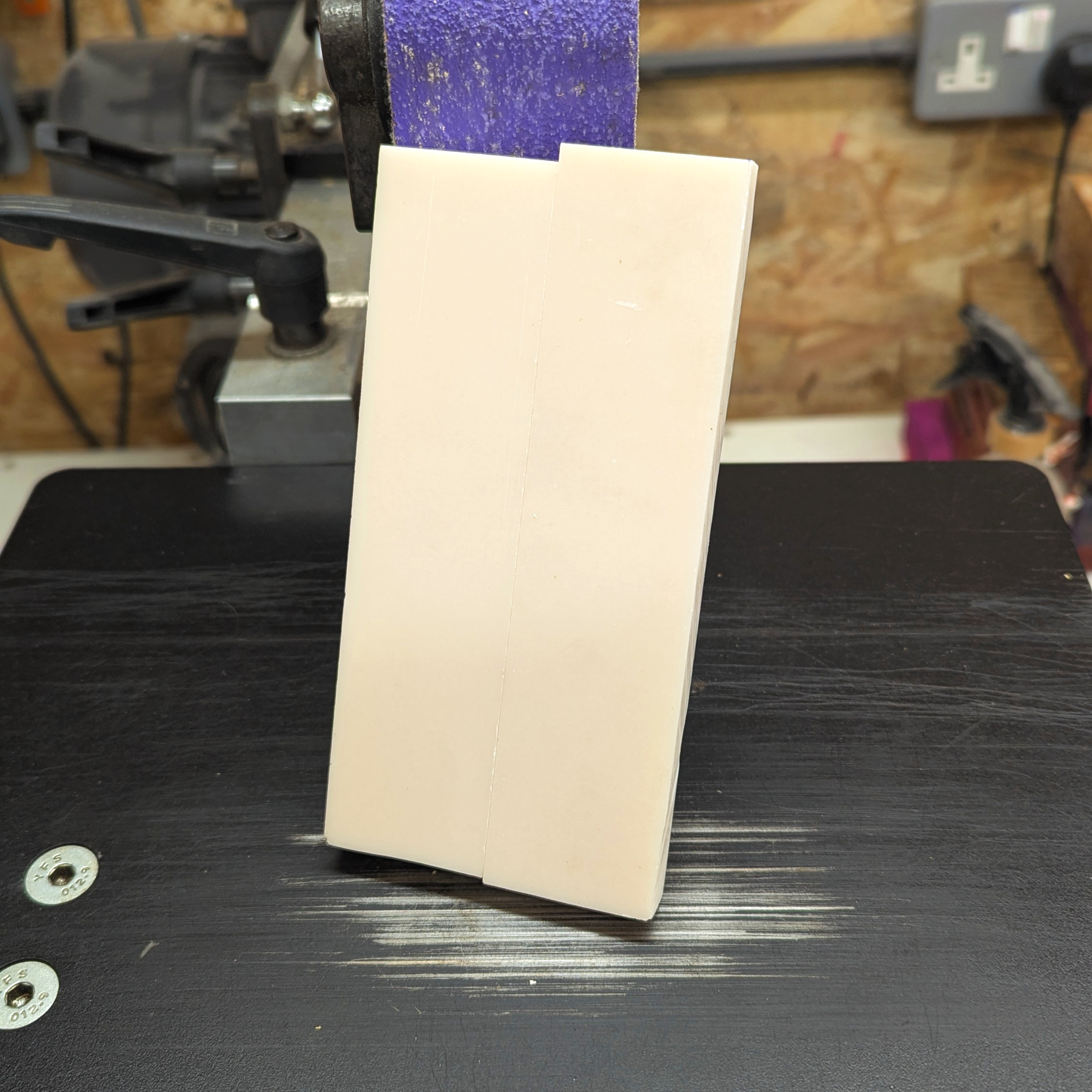 Corian Scales - White