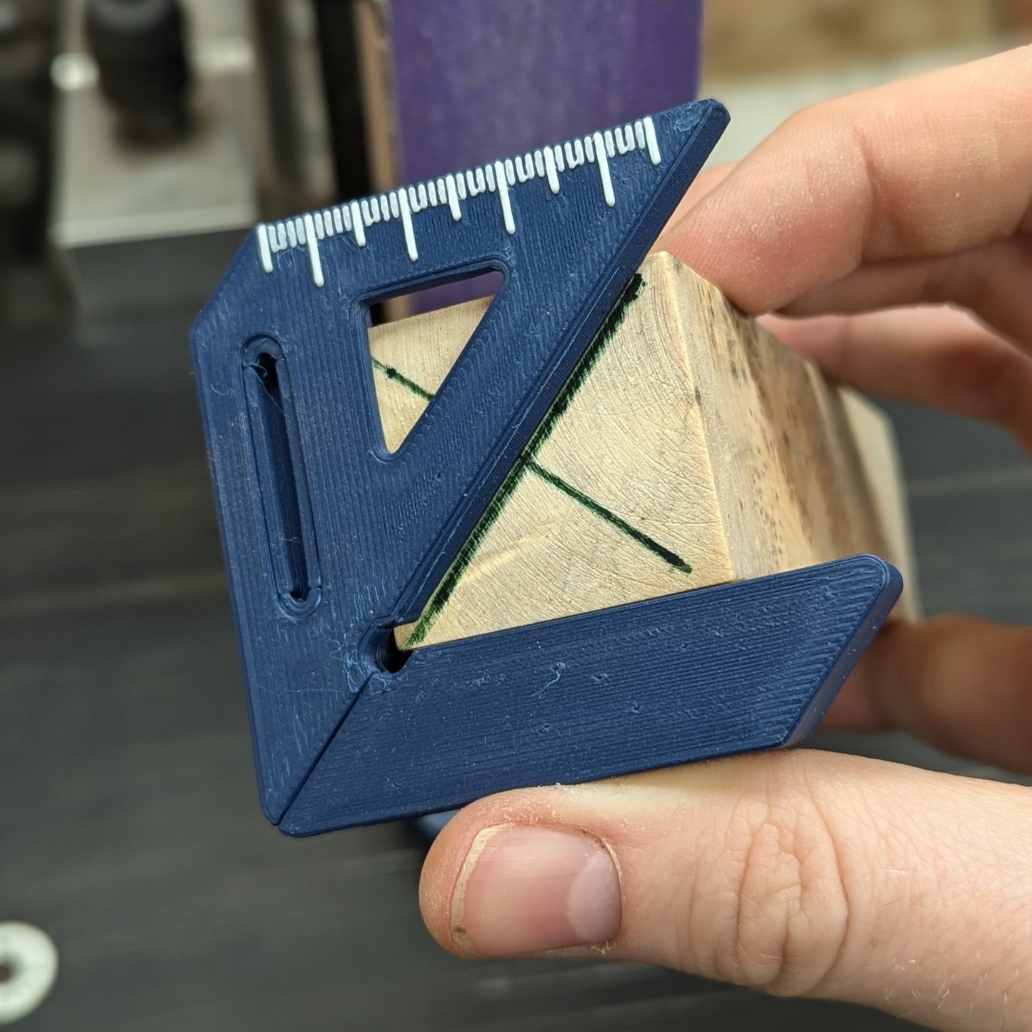 WA Handle Centre Finder