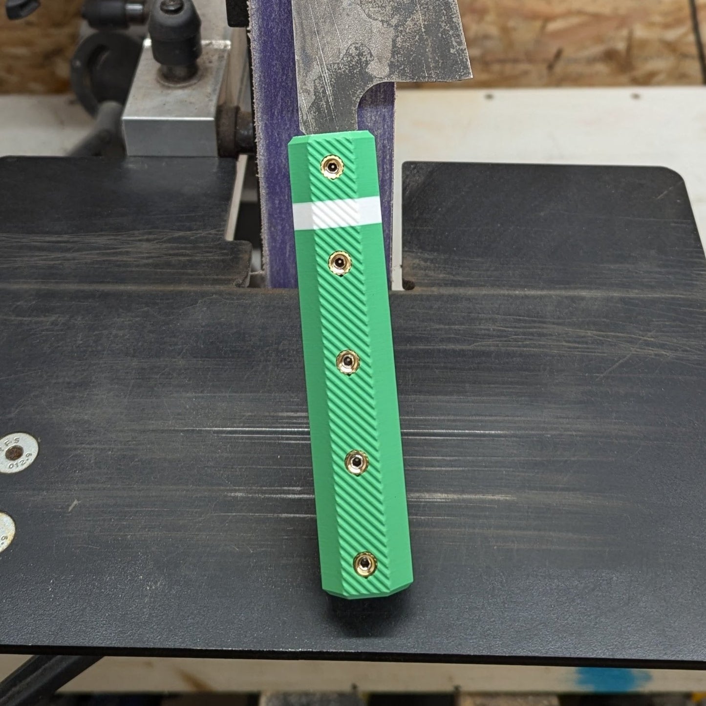 Knife Makers Tang Holder